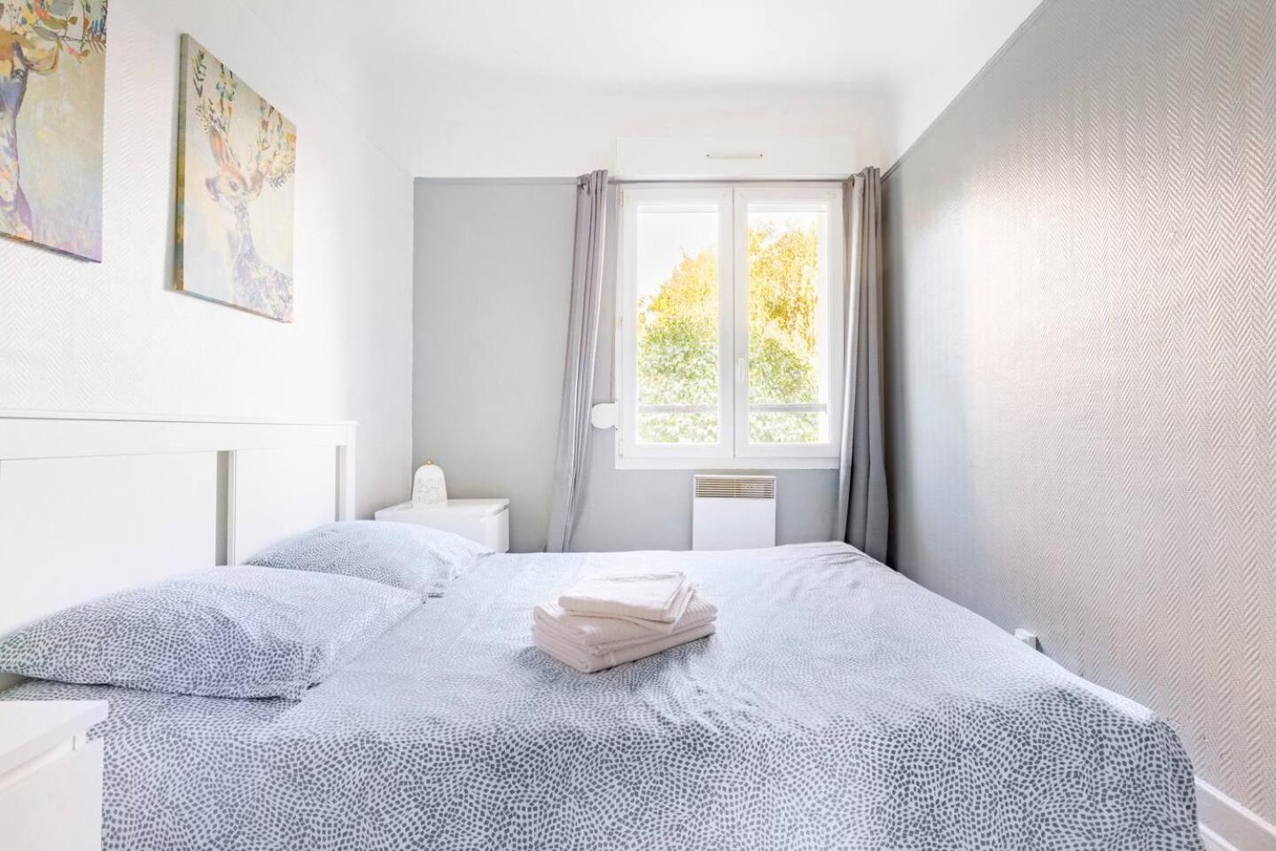 Moderne Sur Proche De La Et Nausicaa